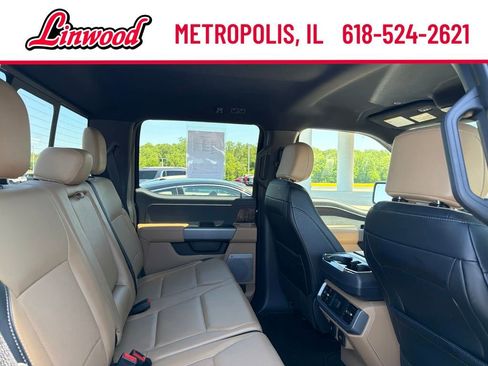 Used 2023 Ford F150 Lariat w/ Trailer Tow Package AWD/4WD image 10