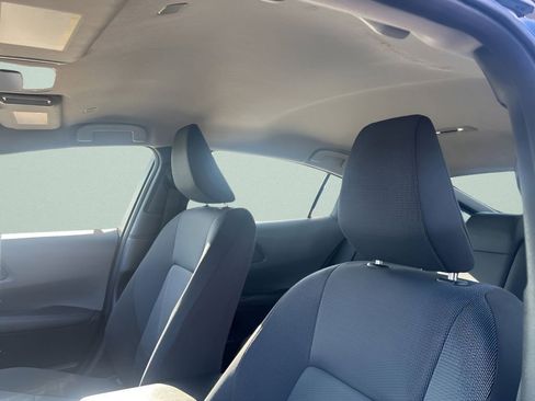 Used 2024 Toyota Prius LE image 18