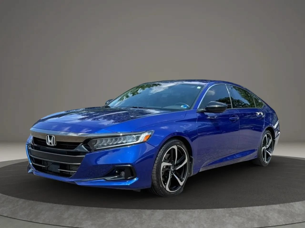 Used 2022 Honda Accord Sport image 8