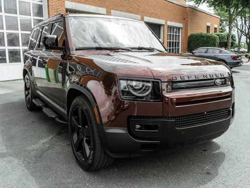 Used 2023 Land Rover Defender 130 First Edition AWD/4WD image 6