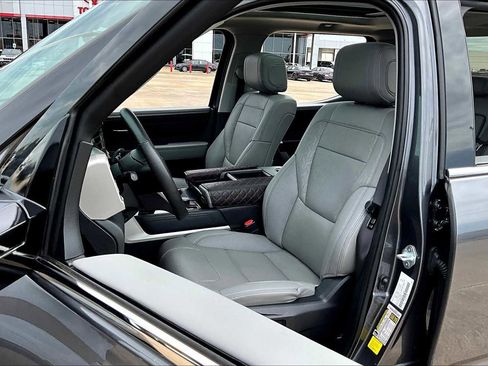 Used 2023 Toyota Tundra Limited w/ TRD Off-Road Package AWD/4WD image 8
