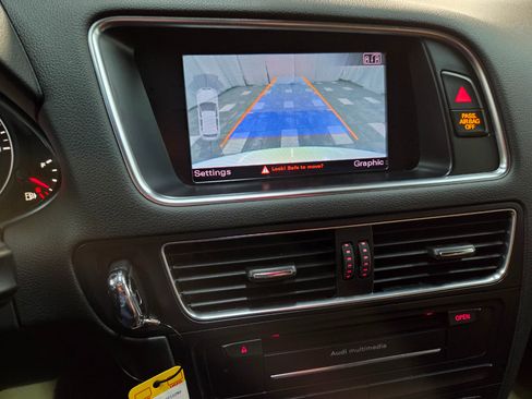 Used 2012 Audi Q5 2.0T Premium Plus w/ Premium Plus Pkg image 19