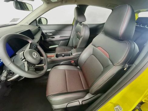 New 2026 Nissan Kicks SR w/ Cold Weather Package FWD image 13