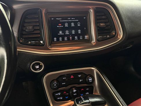 Used 2021 Dodge Challenger SXT RWD image 45