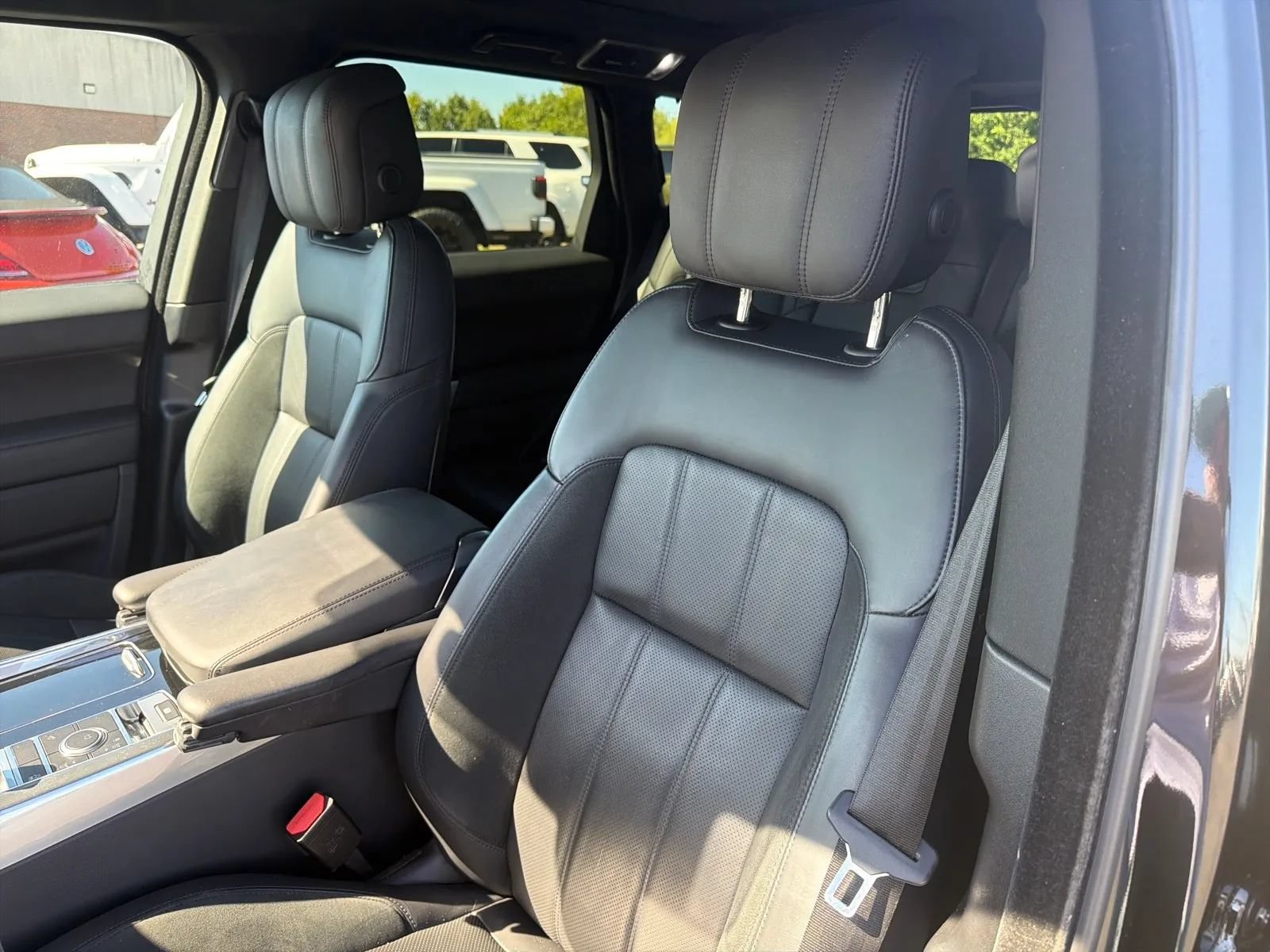 Used 2020 Land Rover Range Rover Sport HST AWD/4WD image 39