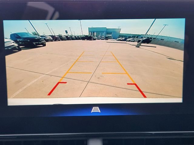 New 2026 Chevrolet Trax LT w/ Driver Confidence Package FWD image 15