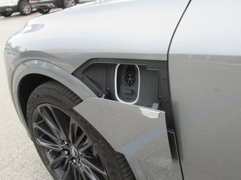 New 2026 Cadillac Lyriq V image 8