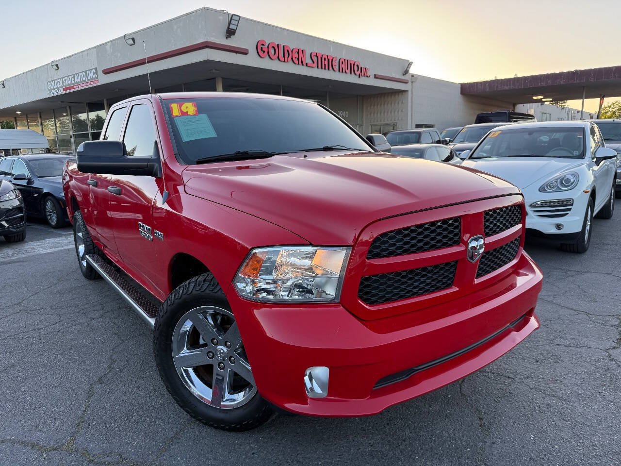 Used 2014 RAM 1500 Express AWD/4WD image 1
