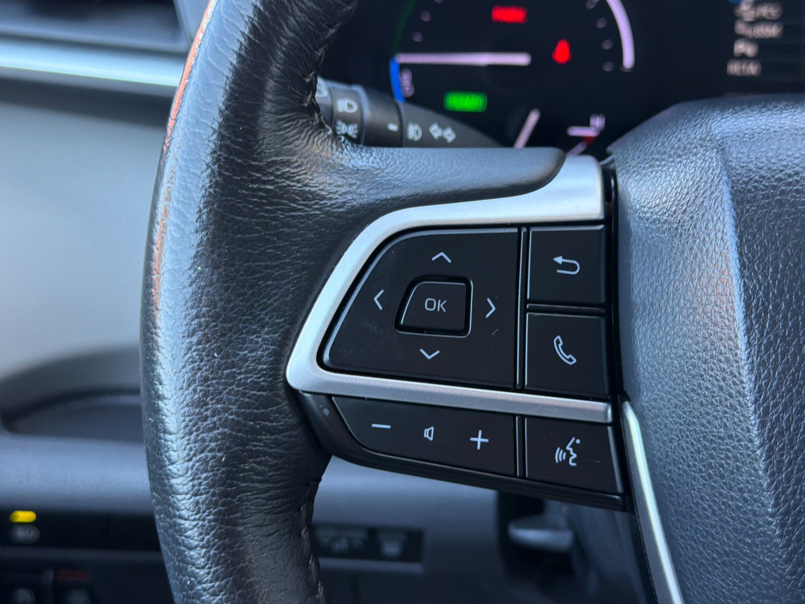 Used 2022 Toyota Sienna XLE FWD image 29