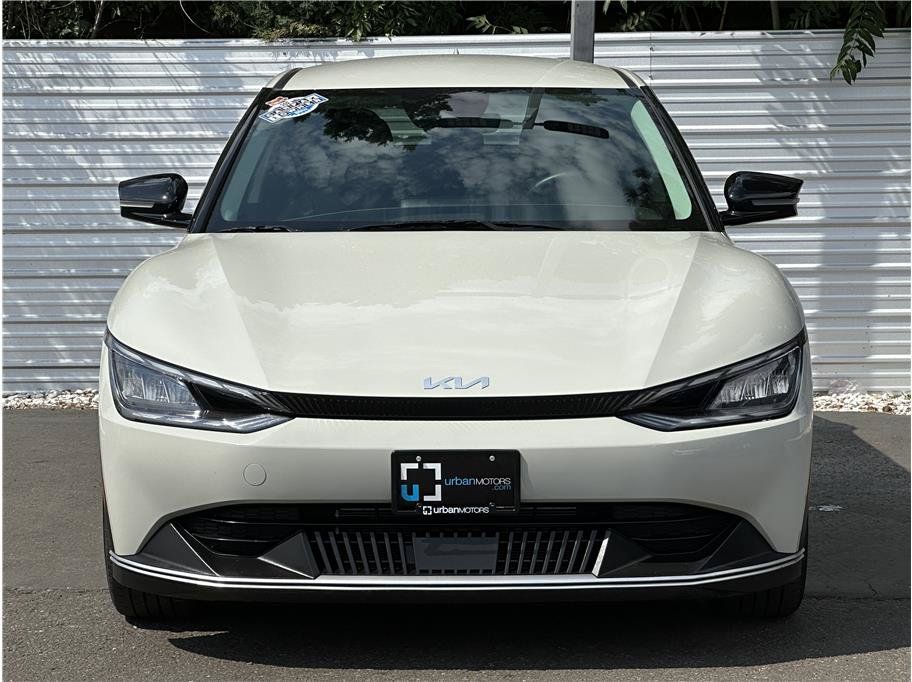 Used 2024 Kia EV6 Light AWD/4WD image 7