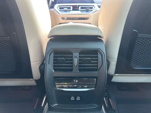 Used 2022 BMW 330i Sedan w/ Premium Package RWD image 34
