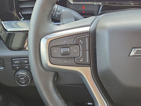Used 2025 Chevrolet Silverado 1500 LT Trail Boss w/ LPO, Dark Essentials Package AWD/4WD image 20