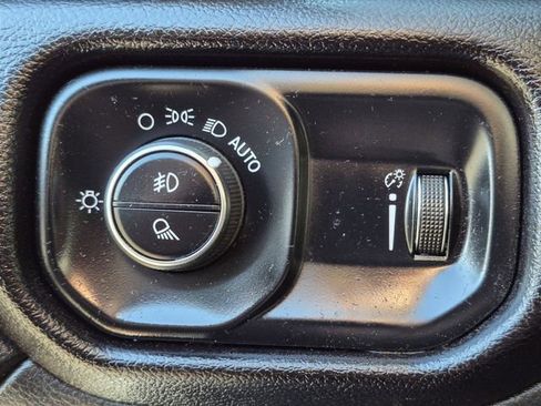 Used 2023 RAM 2500 Big Horn w/ Level 1 Equipment Group AWD/4WD image 9