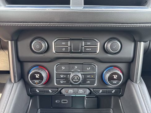 Used 2022 Chevrolet Tahoe Z71 w/ Luxury Package image 22