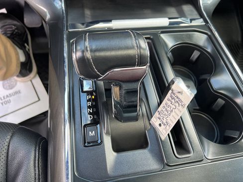 Used 2023 Ford F150 Lariat w/ Equipment Group 502A High image 17