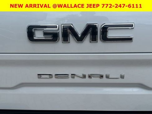 Used 2025 GMC Sierra 1500 Denali Ultimate image 8