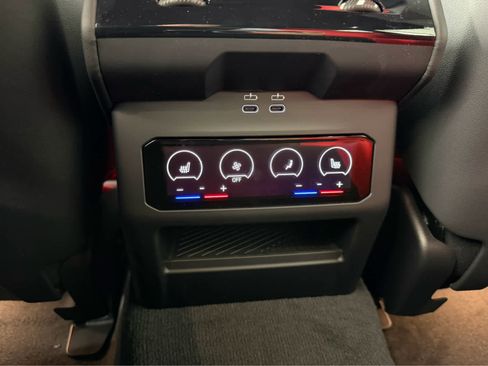 New 2026 BMW M5 Touring image 13