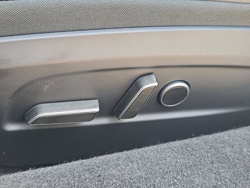 Used 2024 Tesla Model 3 Long Range RWD image 21