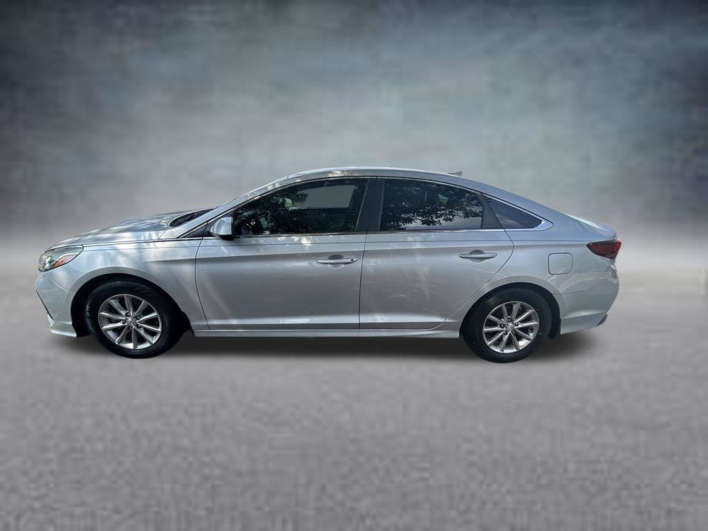 Used 2018 Hyundai Sonata SE FWD image 4