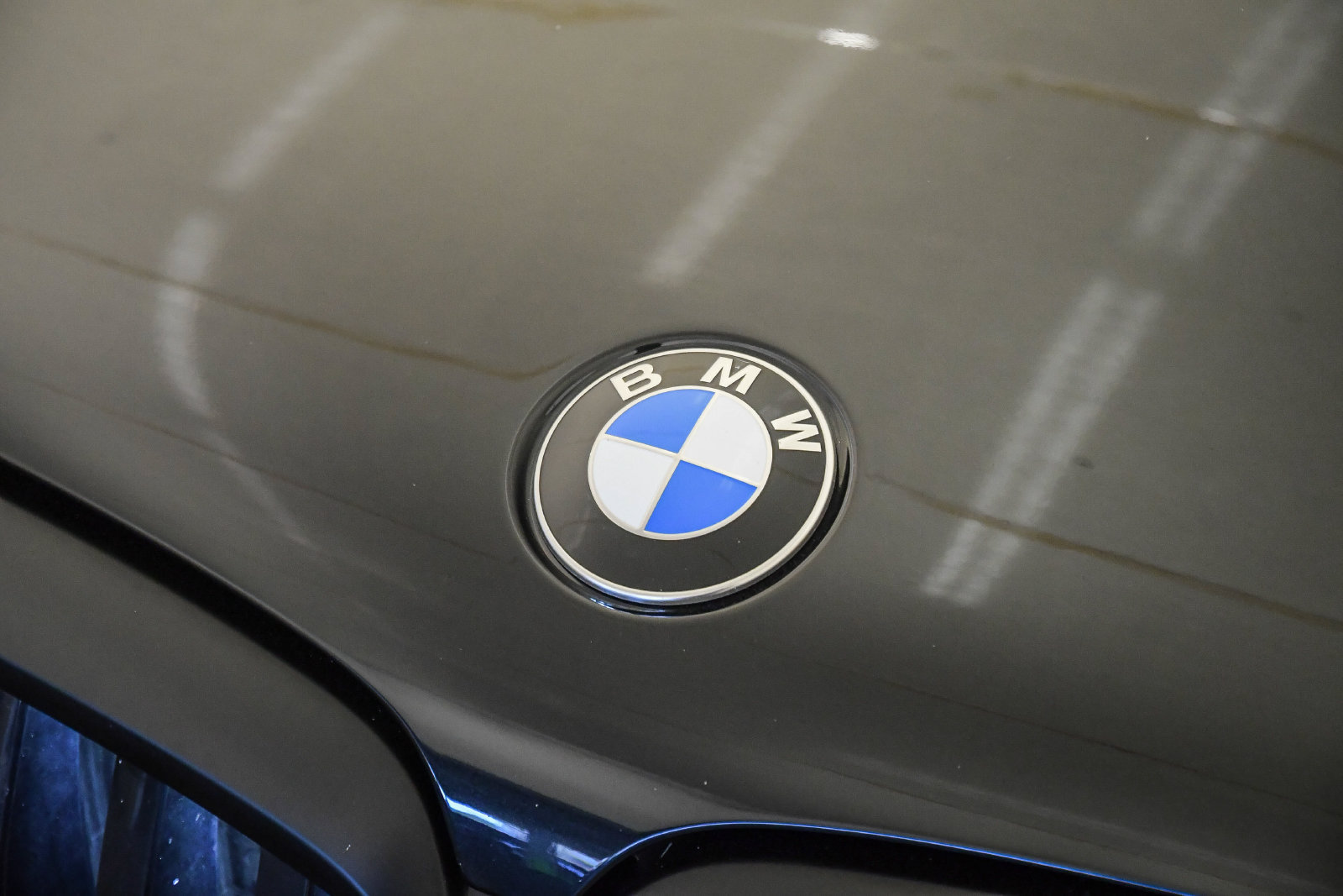 Certified 2025 BMW X5 sDrive40i w/ M Sport Package RWD image 8