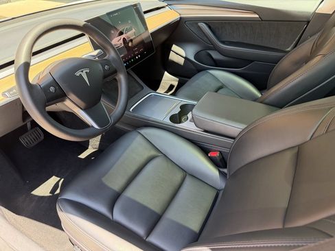Used 2023 Tesla Model 3 Standard Range RWD image 23
