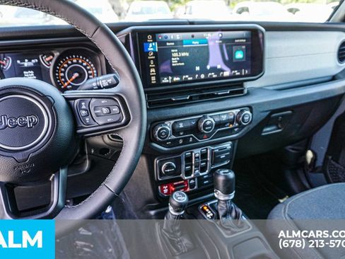 Used 2025 Jeep Wrangler Unlimited Sport AWD/4WD image 34