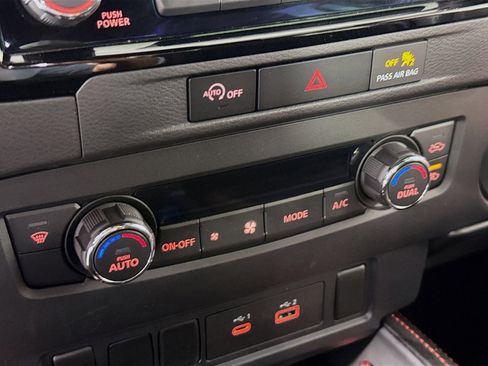 Used 2024 Nissan Frontier Pro-X image 19