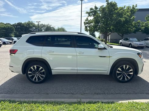 Used 2022 Volkswagen Atlas SEL R-Line AWD/4WD image 4