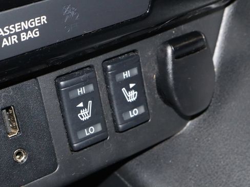 Certified 2018 Nissan Leaf SL w/ SL Technology Package FWD image 32