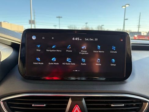 Used 2023 Hyundai Santa Fe SEL image 15