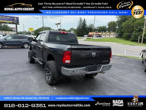 Used 2016 RAM 2500 Tradesman w/ Chrome Appearance Group AWD/4WD image 5