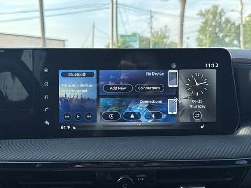 Used 2025 Nissan Kicks SR w/ SR Premium Package FWD image 23