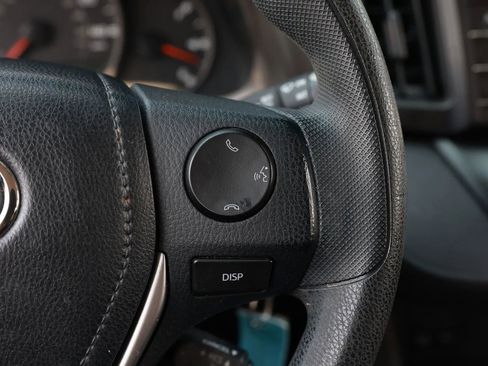 Used 2016 Toyota RAV4 LE image 27