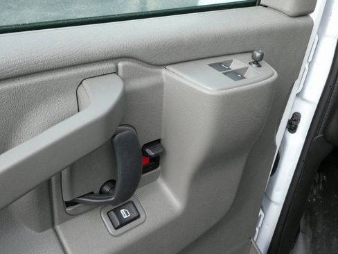 New 2025 GMC Savana 3500 w/ Power Convenience Package RWD image 25
