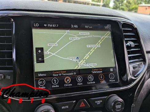 Used 2019 Jeep Grand Cherokee Altitude RWD image 26