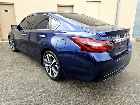 Used 2017 Nissan Altima 2.5 SR image 2