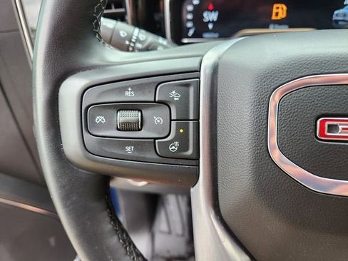 Used 2024 GMC Sierra 1500 Elevation image 31
