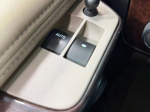 Used 2011 GMC Savana 2500 Extended image 30