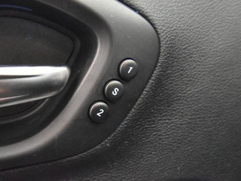 Used 2019 Jeep Cherokee High Altitude image 30