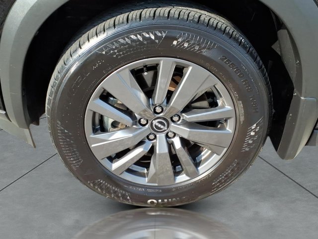 Certified 2025 Nissan Pathfinder SV FWD image 27