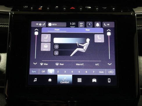 Used 2021 Jeep Grand Cherokee L Laredo image 32