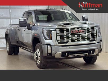 Used 2025 GMC Sierra 3500 Denali w/ Denali Reserve Package