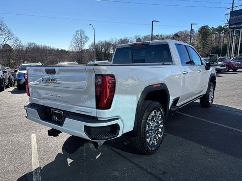 New 2026 GMC Sierra 2500 Denali Ultimate image 3