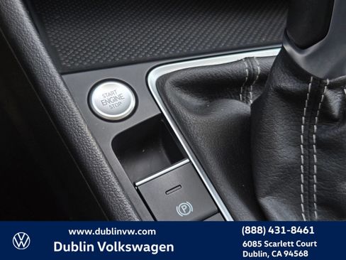 Certified 2024 Volkswagen Jetta SE FWD image 17