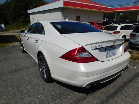 Used 2009 Mercedes-Benz CLS 63 AMG image 7