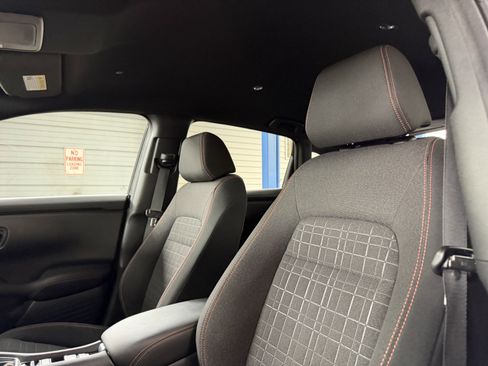 Used 2023 Honda HR-V Sport image 25