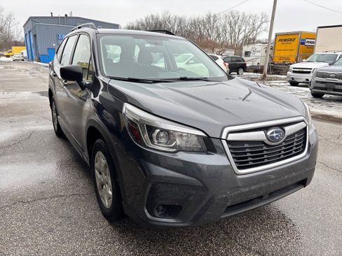 Used 2020 Subaru Forester w/ Alloy Wheel Package image 3