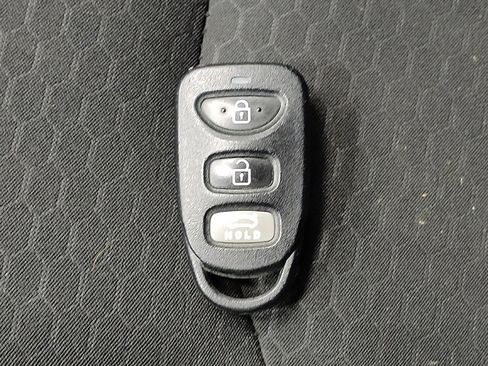 Used 2020 Hyundai Elantra SE w/ Cargo Package (C1) FWD image 32