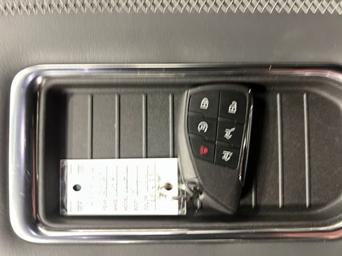 Certified 2023 GMC Yukon XL Denali w/ Advanced Technology Package image 30