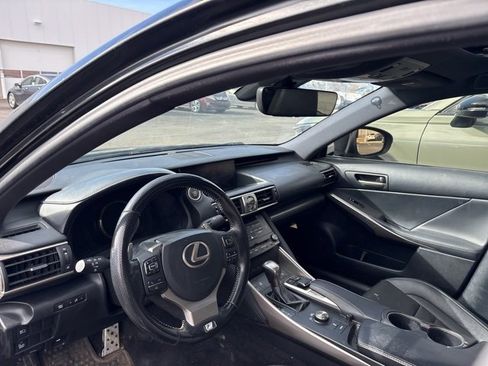 Used 2018 Lexus IS 300 F Sport w/ F Sport Package image 16